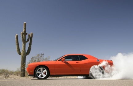 Dodge Challenger SRT8