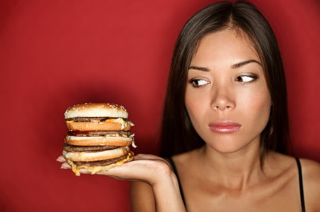 ¿Tiene algún efecto hacer una "comida trampa"?