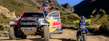 Esto pasa cuando pones a competir una moto contra un coche del Dakar: 21 curvas de enduro a lo bestia