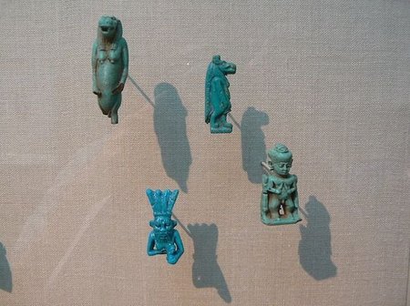 Amuletos egipcios parto
