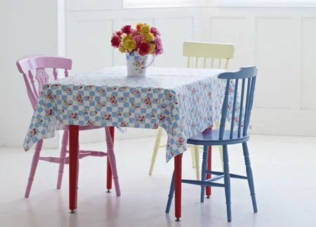 Llena tu casa con flores y frutas con los textiles de Cath Kidston