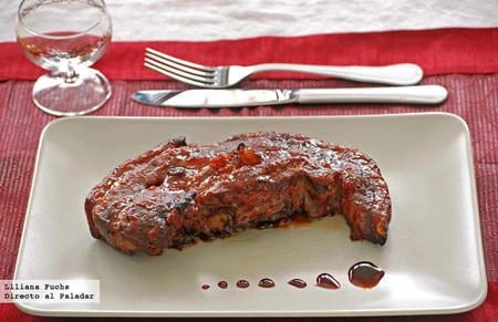 Costillar de ternera con glaseado aromático: receta para chuparse los dedos