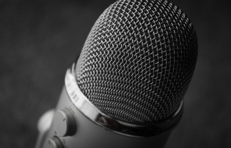 Apple lanzará una nueva categoría en iTunes para convertir las noticias escritas en podcast