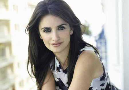 Penélope Cruz llega a Cannes y se intoxica