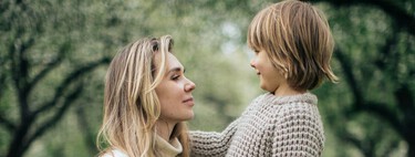 Adiós al "bien" a secas: siete preguntas diferentes que puedes hacer a tu hijo después del cole para saber cómo le fue