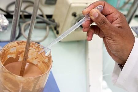 12 Using Pippette To Add The Fragrance To Uniform Silicone Foundation Batch