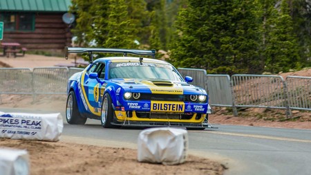 Dodge Charger SRT Hellcat Widebody Concept Pikes Peak