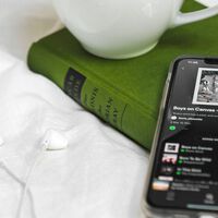 Si pagas Spotify Premium en México, ahora tienes algo más incluido en tu suscripción: una biblioteca de hasta 350,000 audiolibros