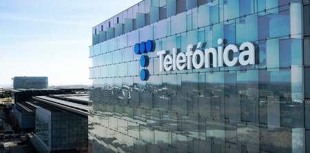 Telefónica aumenta su huella de fibra e ingresa más de 10.000 millones de euros en el primer trimestre