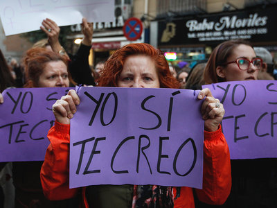 Dos años y un día de cárcel para el hombre que difundió en Twitter una foto de la víctima de La Manada