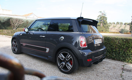 Habrá un nuevo MINI John Cooper Works GP: vuelve el pequeño rey de Nürburgring