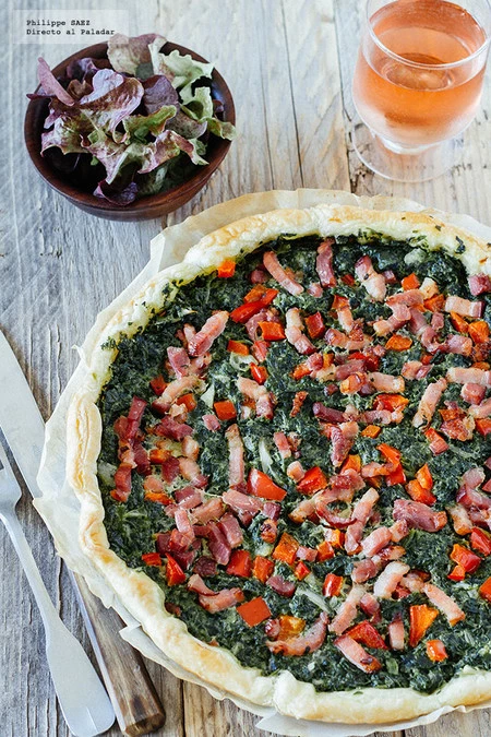 Tarta de espinacas y tocino: receta fácil y rápida