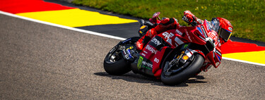 Marc Márquez alcanza su novena pole en Sachsenring con una estrategia diferente y otra dura caída para Marco Bezzecchi 