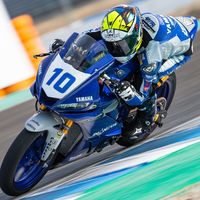 El riojano Unai Orradre hace historia a sus 16 años ganando su primera carrera de Supersport 300 en Jerez