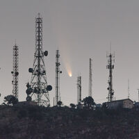 En momentos de pandemia las telecos suben salarios, ¿se han vuelto locas?