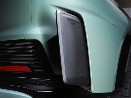 Porsche Cayenne Turbo Electric32