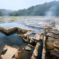 Las termas urbanas al aire libre más bonitas de España: pozas a 40 grados junto al Miño