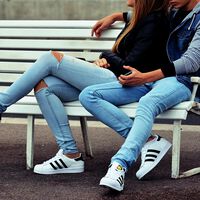 Ocho señales de que tu hijo o hija adolescente está en una relación de pareja tóxica 