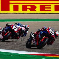 Sólido debut de Iker Lecuona y Xavi Vierge en el WSBK con la Honda CBR1000RR-R: "Estoy feliz de empezar en el top cinco" 