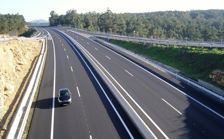Si mejora la economía y se reducen los muertos, la DGT aumentará la velocidad en autovías y autopistas