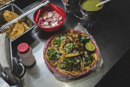 Amor por los tacos: esto es lo que gastan los mexicanos al año en esta delicia nacional