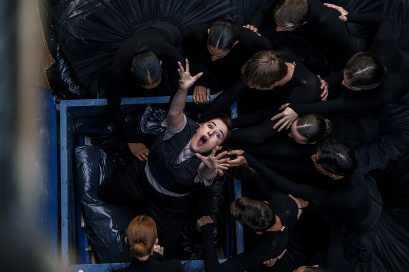 'Empatía' es mucho más que un drama médico. Explora 
las heridas personales en un viaje emocional entre la fragilidad humana y la conexión con los demás