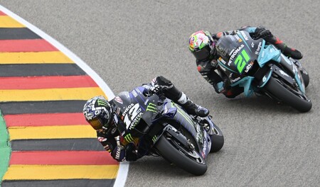 Así está la parrilla de pilotos para MotoGP 2022: seis huecos libres a la espera de la decisión de Maverick Viñales