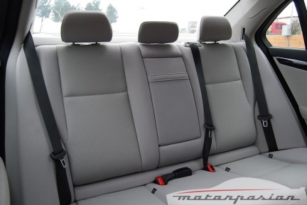 Mercedes-Benz C 200 CDI BlueEfficiency