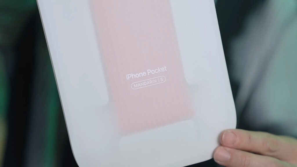 Nos echamos las manos a la cabeza con el calcetín de más 200 euros de Apple. La respuesta de los compradores ha sido agotarlo en tiempo récord 