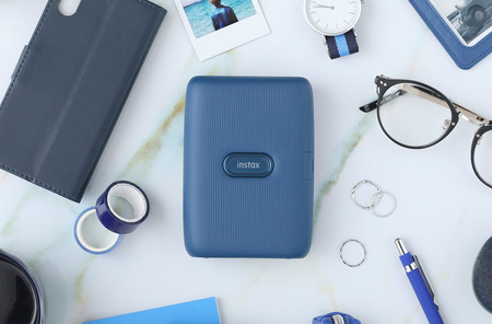 Fujifilm Instax Mini Link, una nueva impresora fotográfica de tipo instantáneo y muy compacta