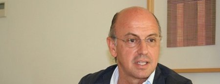 Olcese, portavoz de Sinde en El País