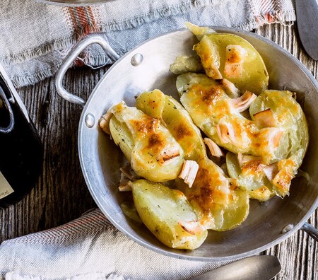 Papitas gratinadas con jamón y queso. Recetas fácil