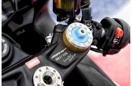 Aprilia Rsv4 Rf Le 11