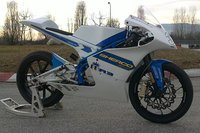 Sherco se atreve con el asfalto y probará en Moto3