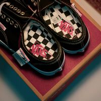 Vuelven las Vans de nuestra adolescencia: este otoño podemos llevarlas rebajadas por menos de 40 euros  