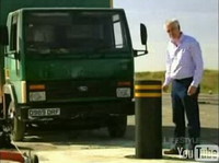 Crash test: Camión contra pivote