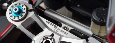 Amortiguador de dirección: te explicamos qué es y cómo funciona una pieza que va más allá del postureo