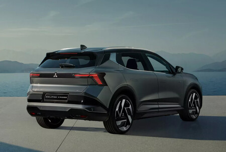 Mitsubishi Eclipse Cross Ev 2