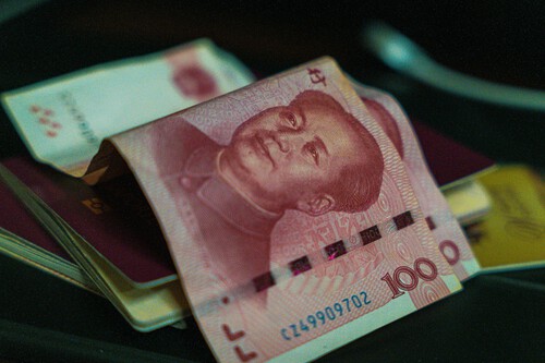 Só pessoas com mais de 80 anos ainda usam cédulas e moedas na China / Imagem: Sergio Kian