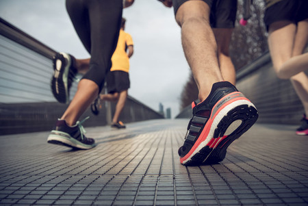 Si estás empezando a correr, evita el asfalto en la medida de lo posible