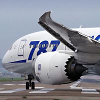 Boeing necesita que el 787 Dreamliner funcione como un reloj. Dos problemas amenazan sus planes 
