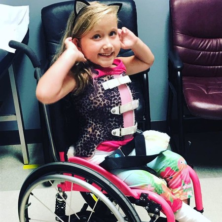 niña espina bífida