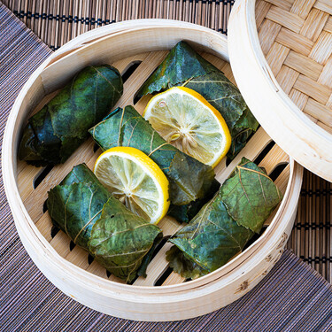Receta de dolmas o dolmades: la tradicional receta típica de Turquía y Grecia de hojas de parra rellenas de arroz y carne