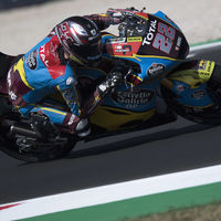 Sam Lowes hace la pole position de Moto2 en Misano pero Remy Gardner saldrá primero