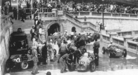 monaco50caos1.jpg
