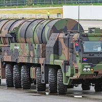 Corea del Norte creía que la amenaza estaba a km de su frontera. Un vídeo ha revelado que está a pocos metros con una ojiva descomunal