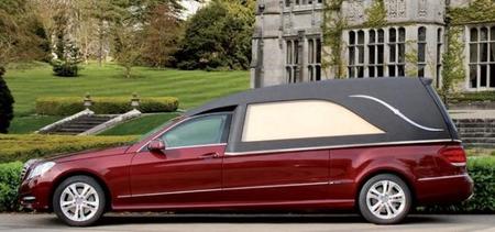 Mercedes Clase E fúnebre