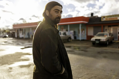 Este documental de Netflix es todo lo que esperaba como fan de Noah Kahan. Toda una confesión que muestra su lado más vulnerable y la cara B del éxito 