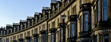 In 1832 Britain realized that it didn't have much sun. Since then, a law requires that houses have good light 