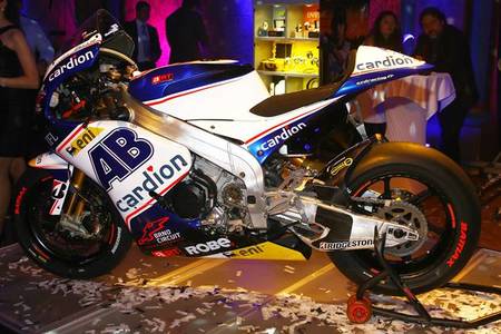 Presentación Cardion AB Racing